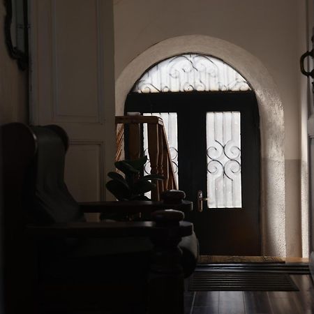 Hotel 1870 クタイシ エクステリア 写真