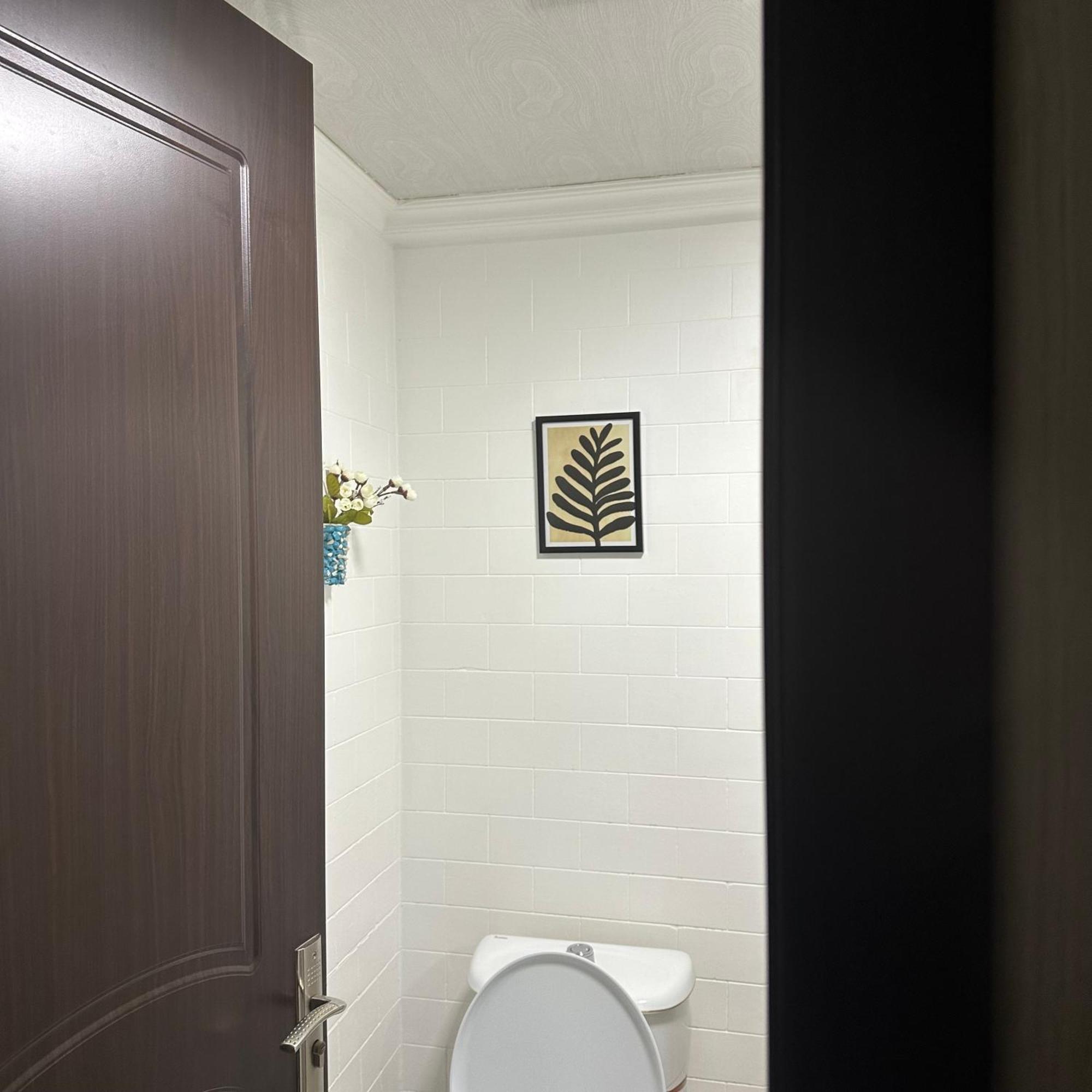 Hotel 1870 クタイシ エクステリア 写真